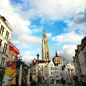 Apartment Artistic World, Brussels